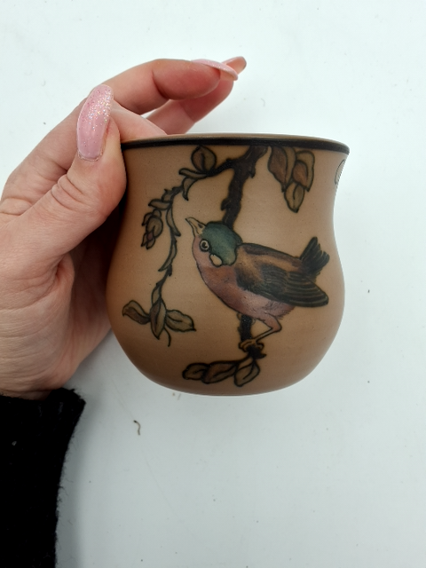 Vase, Lauritz Hjort, fuglemotiv